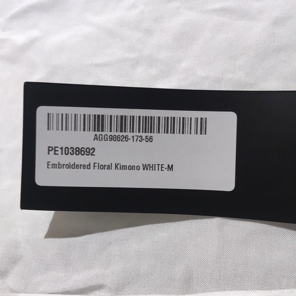 Told You Sew Floral Kimono - Picture 4 of 6